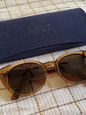 Like New Salt Taylor Sunglasses